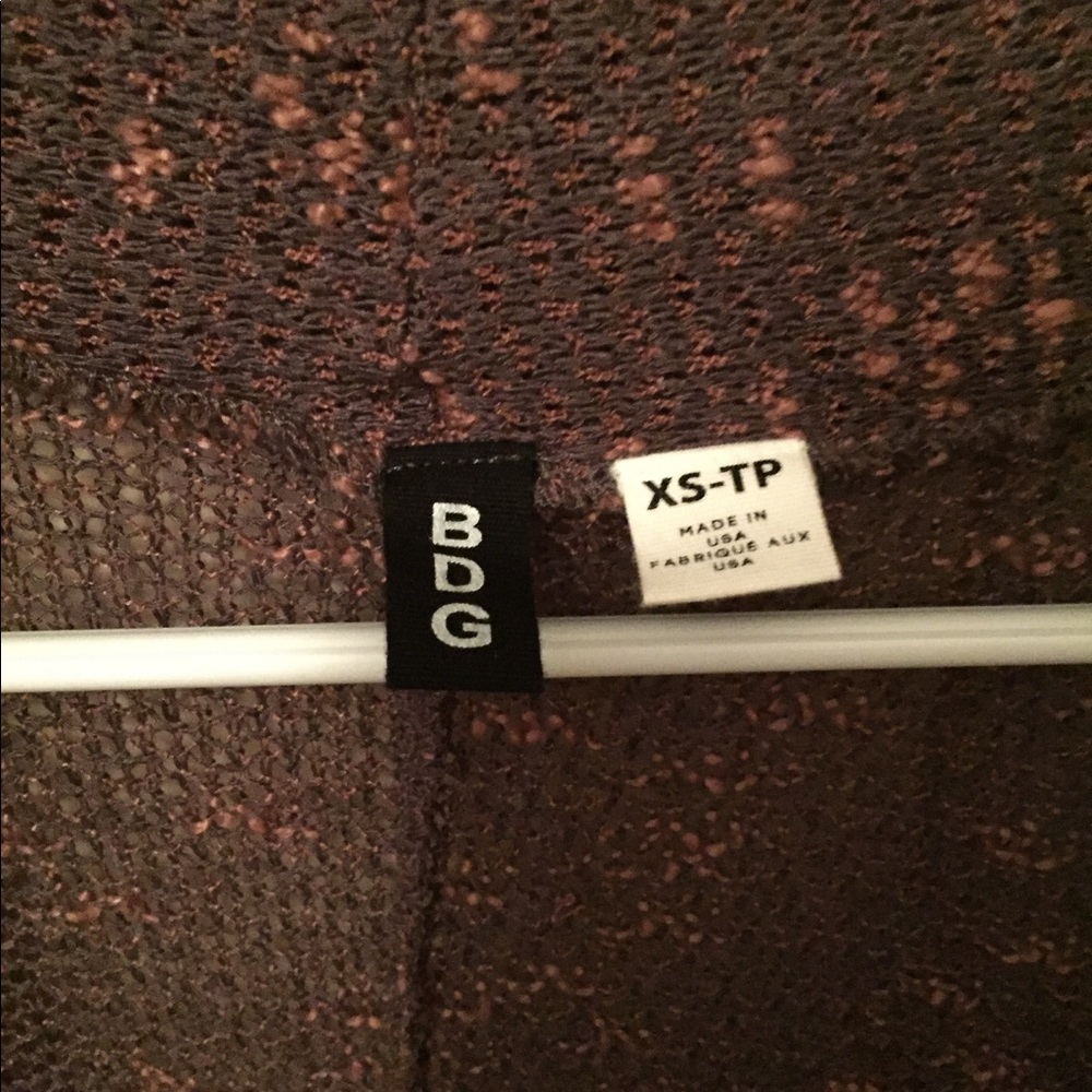 Urban Outfitters cardi - Picture 2 of 2